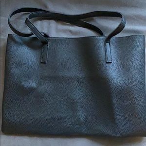 black Vince Camuto began leather bag